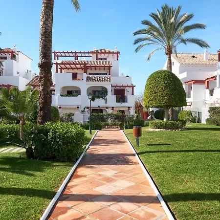 4 Bedroom In Noray, San Pedro Apartment *
